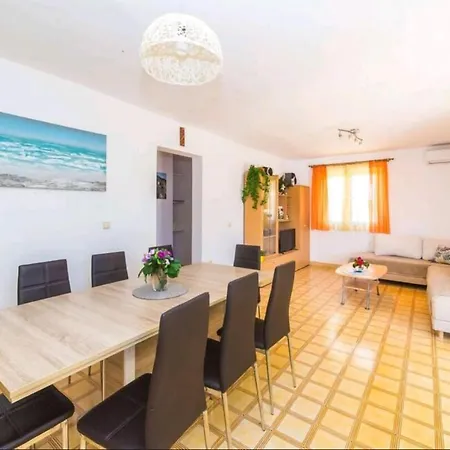Holiday home Awesome In With Wifi *
